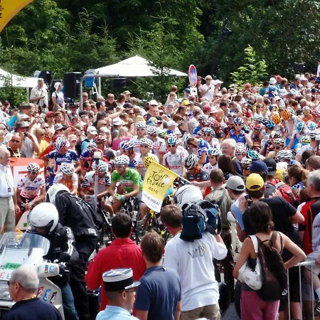 Leslie 아파트